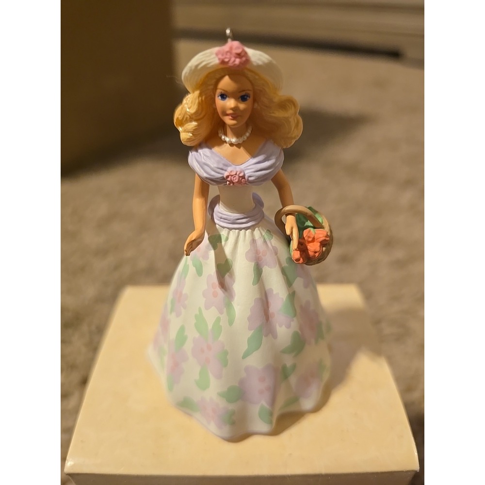 Springtime Barbie Hallmark Keepsake Christmas Ornament 1995 Collector's Series - Picture 1 of 3